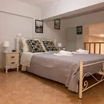 Loft Renovated Flat 5' From The Old Town Corfu * Corfu (city)