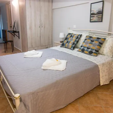 Loft Renovated Flat 5' From The Old Town Corfu Corfu (city)