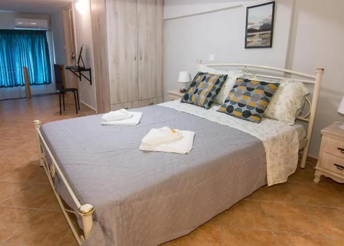 Loft Renovated Flat 5' From The Old Town Corfu Corfu (city)